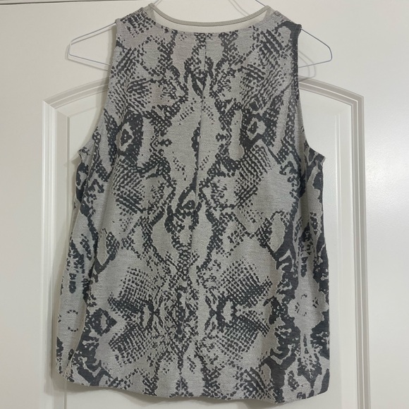 akemi + kin tank - Picture 3 of 5